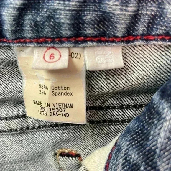 Uniqlo jeans size 6 bootcut/ dark wash - Picture 6 of 9